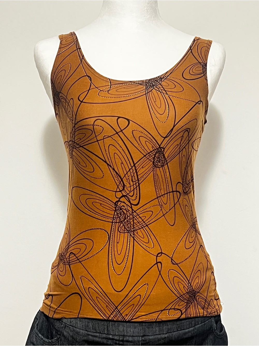 MAJORA Retro Oval brown tank top